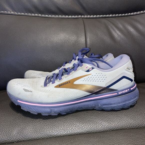 Brooks Womens Ghost 15 1203801B492 White Running Shoes Sneakers Size 10 B - Picture 1 of 7